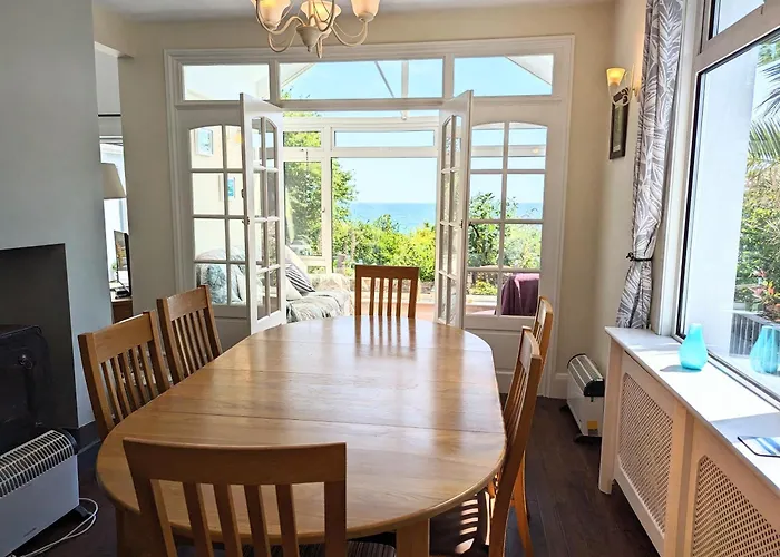 Beach Front House With Stunning Sea Views And Free Use Of A Local Indoor Pool