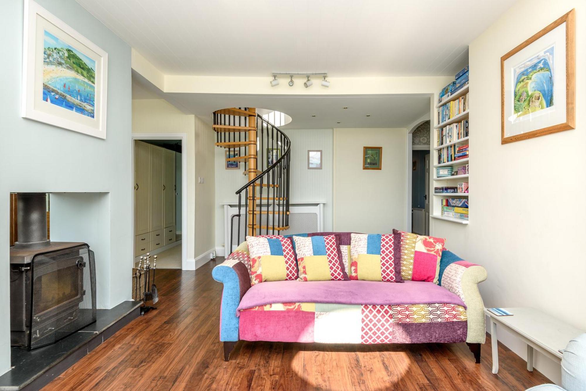 Vakantiehuis Front House With Stunning Sea Views And Free Use Of A Local Indoor Pool *