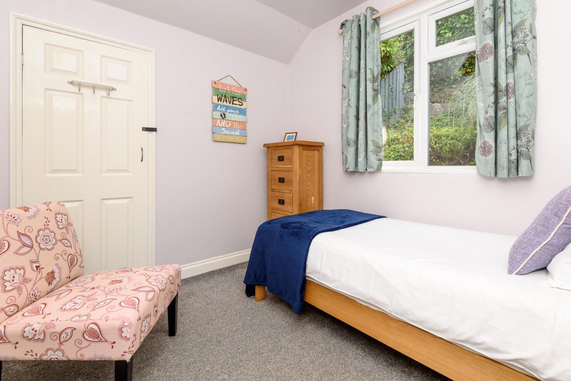 Front House With Stunning Sea Views And Free Use Of A Local Indoor Pool Holiday home Talland