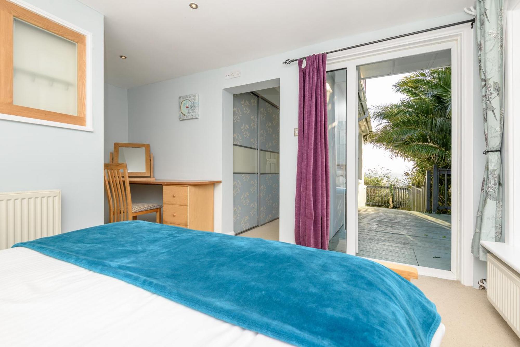 Holiday home Front House With Stunning Sea Views And Free Use Of A Local Indoor Pool